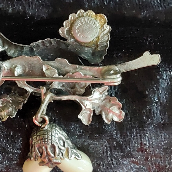 VINTAGE GERMAN "BIRD HUNTER" HAT PIN - Picture 4 of 4